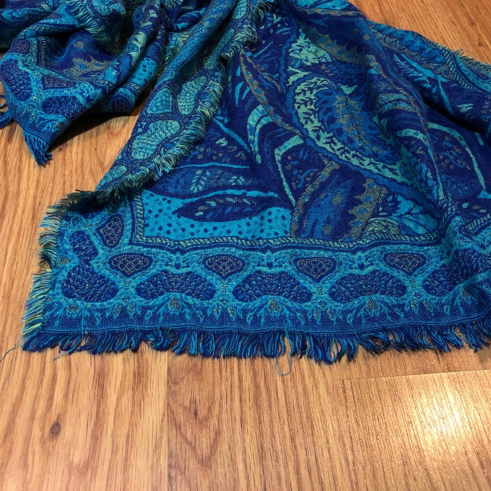 Blue Patterned Scarf - Picture 4 of 6